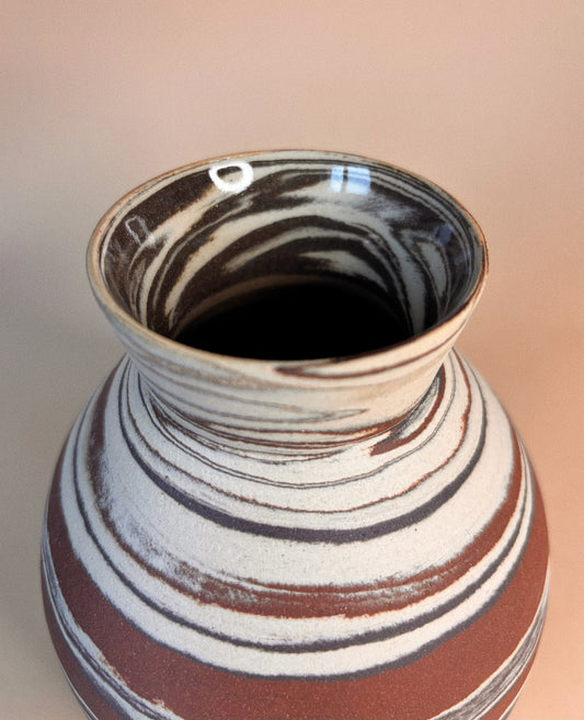 Wazon czekoladowy nerikomi